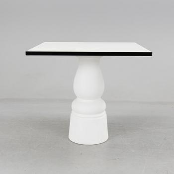 MARCEL WANDERS, a 'Container New Antiques' table by Moooi.