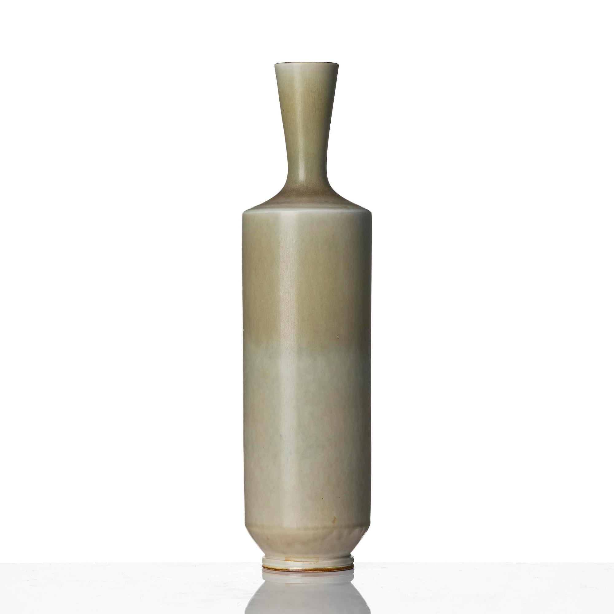 Berndt Friberg, a stoneware vase, Gustavsbergs Studio 1965.