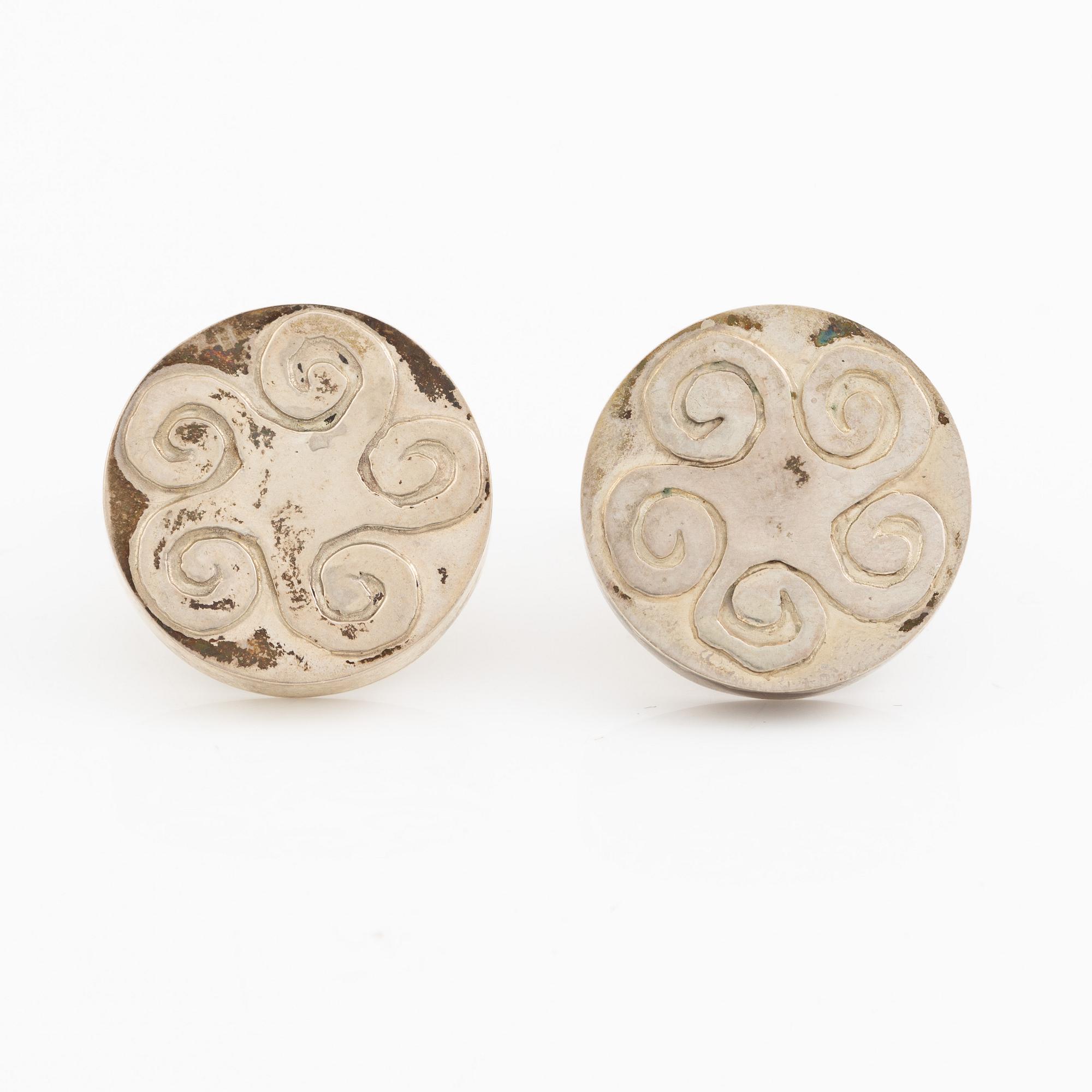 PA Lundahl-Terrs, ett par manschettknappar silver, Växjö 1966.