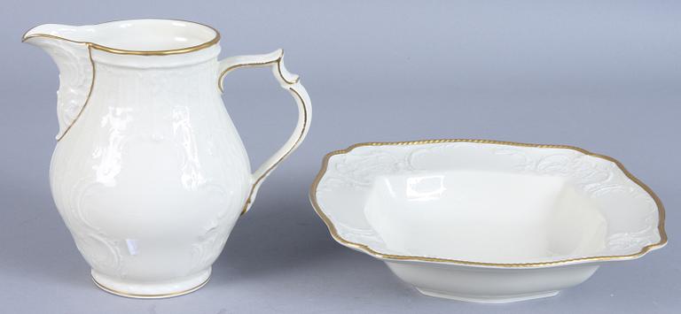 MATSERVIS, 55 delar, porslin, "Sanssouci", Rosenthal.