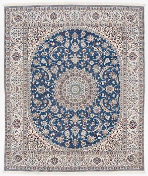 Matta, Nain, ca 230 x 194 cm.