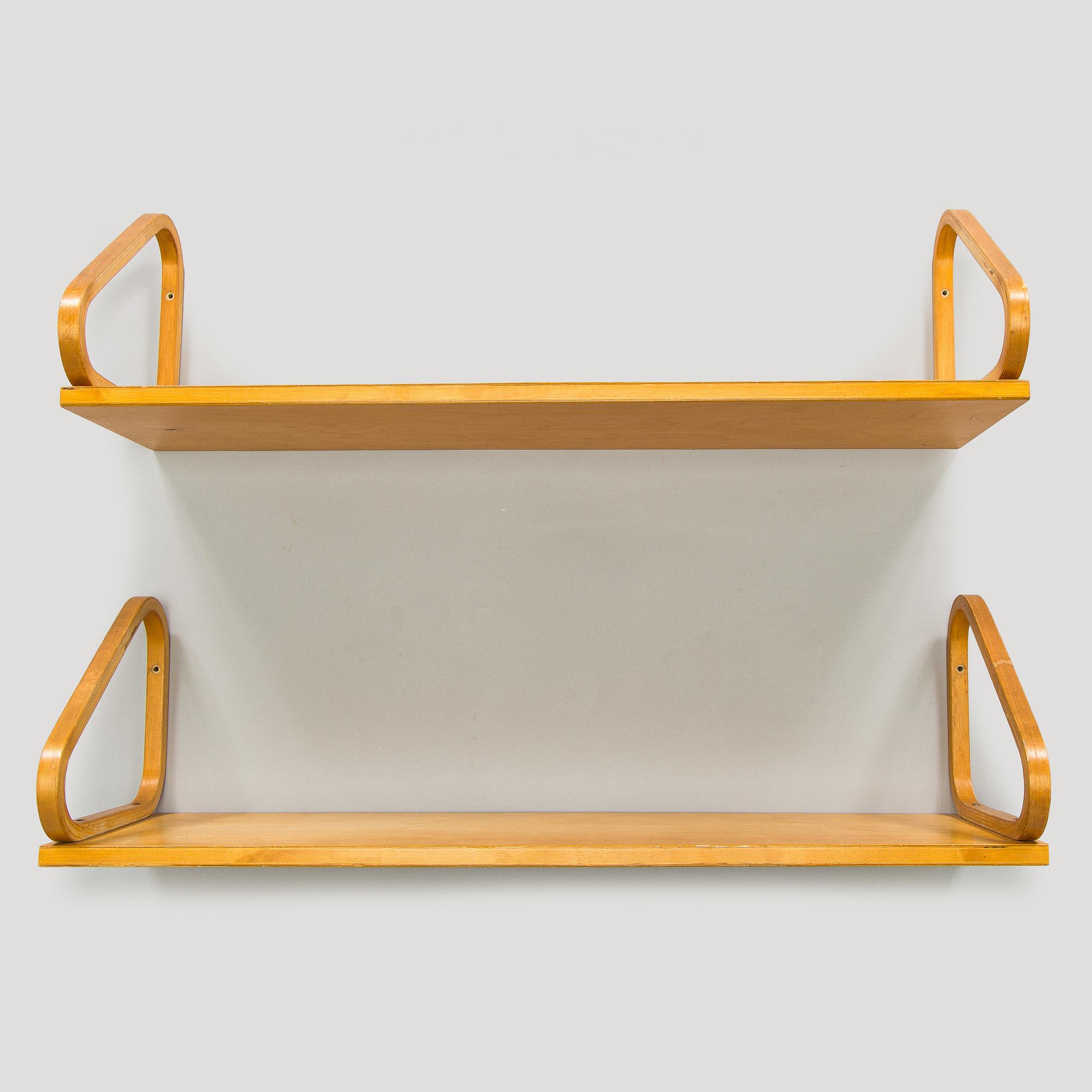 Alvar Aalto, vägghyllor, 2 st, modell 112A för O.Y. Huonekalu- ja Rakennustyötehdas A.B. 1900-talets mitt.