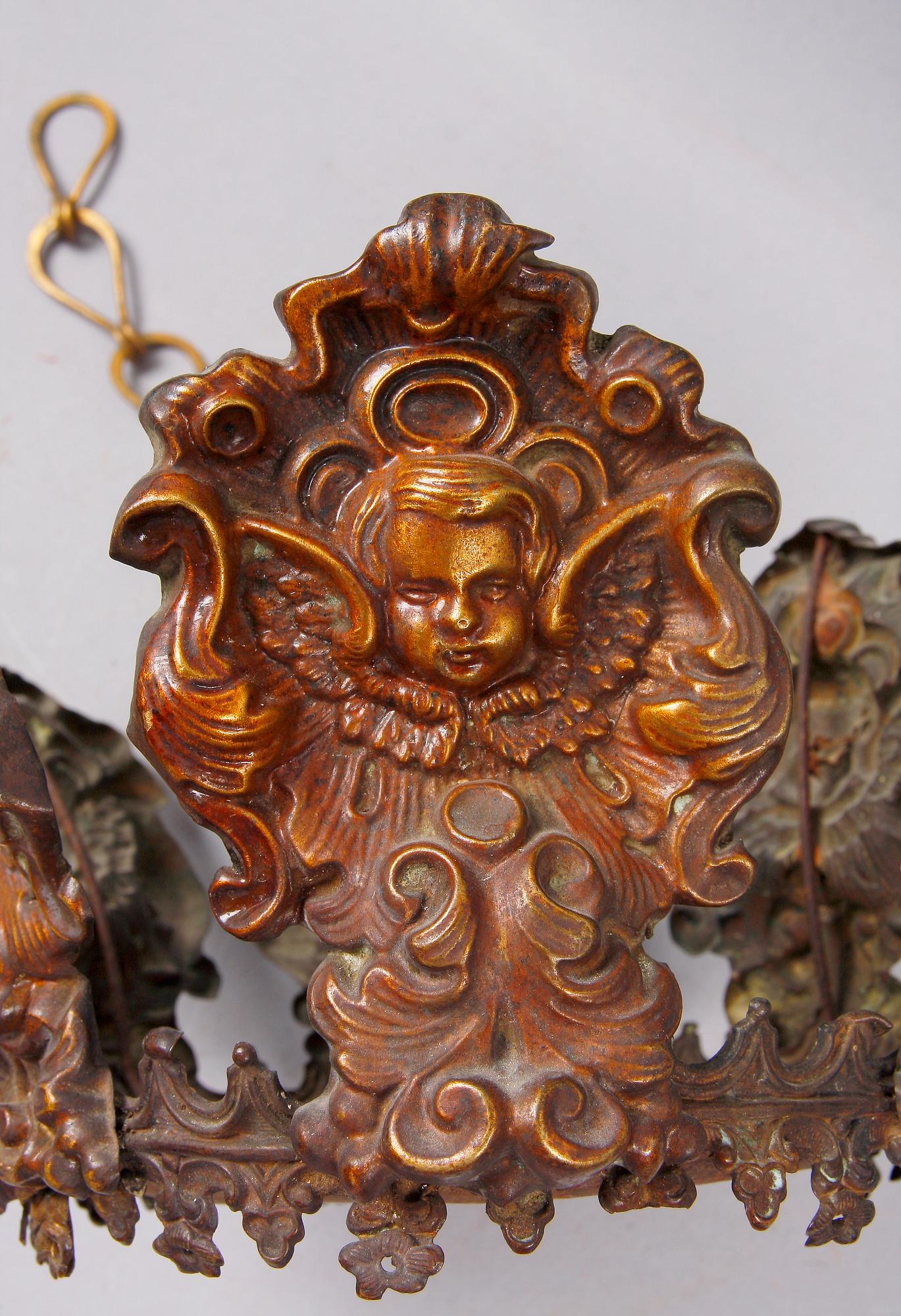 MADONNAKRONA, mässing, barock. Troligen Mellaneuropa.