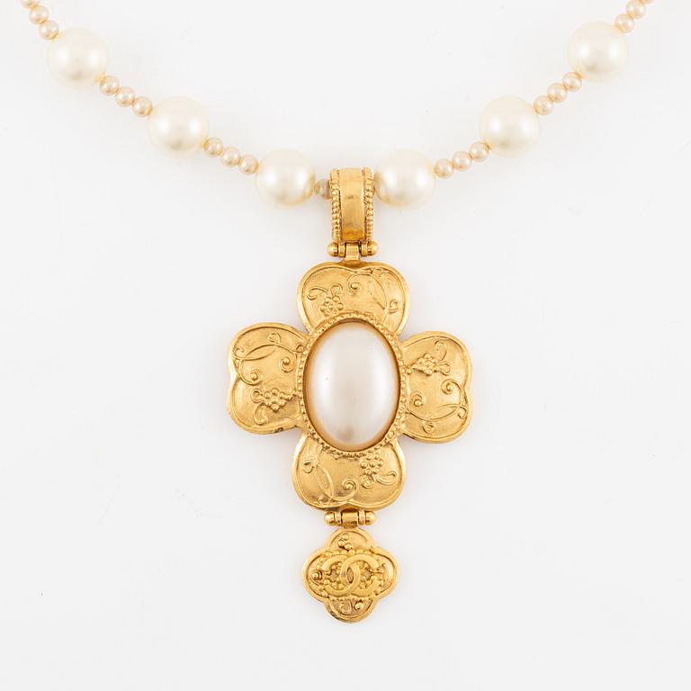 Chanel, necklace, 1996.