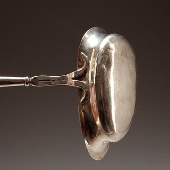 SLEVAR, 2 st. Silver. Svenska mästare, 1800-tal.
