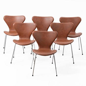 Arne Jacobsen, Chairs, 6, “Series 7” for Fritz Hansen, Denmark, latter half of the 20th century.