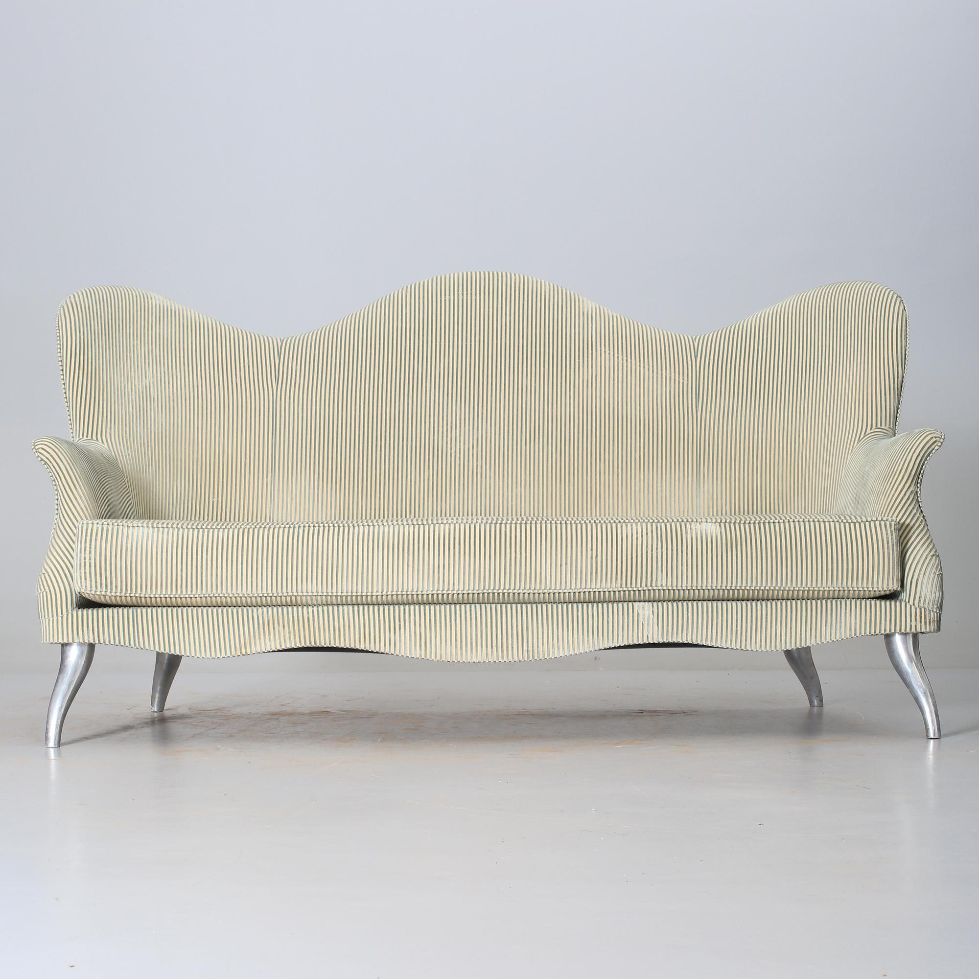 SOFFA, "Bonaparte", Gubi Olsen, Danmark, formgiven 1990.