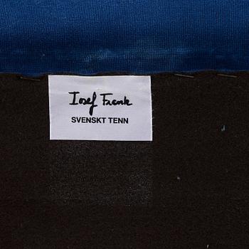 JOSEF FRANK, fåtölj med fotpall, Firma Svenskt Tenn, modell 336.