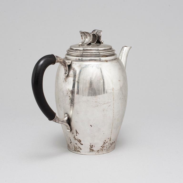 JOHANNES SIGGAARD, a silver coffee pot, Copenhagen 1934.