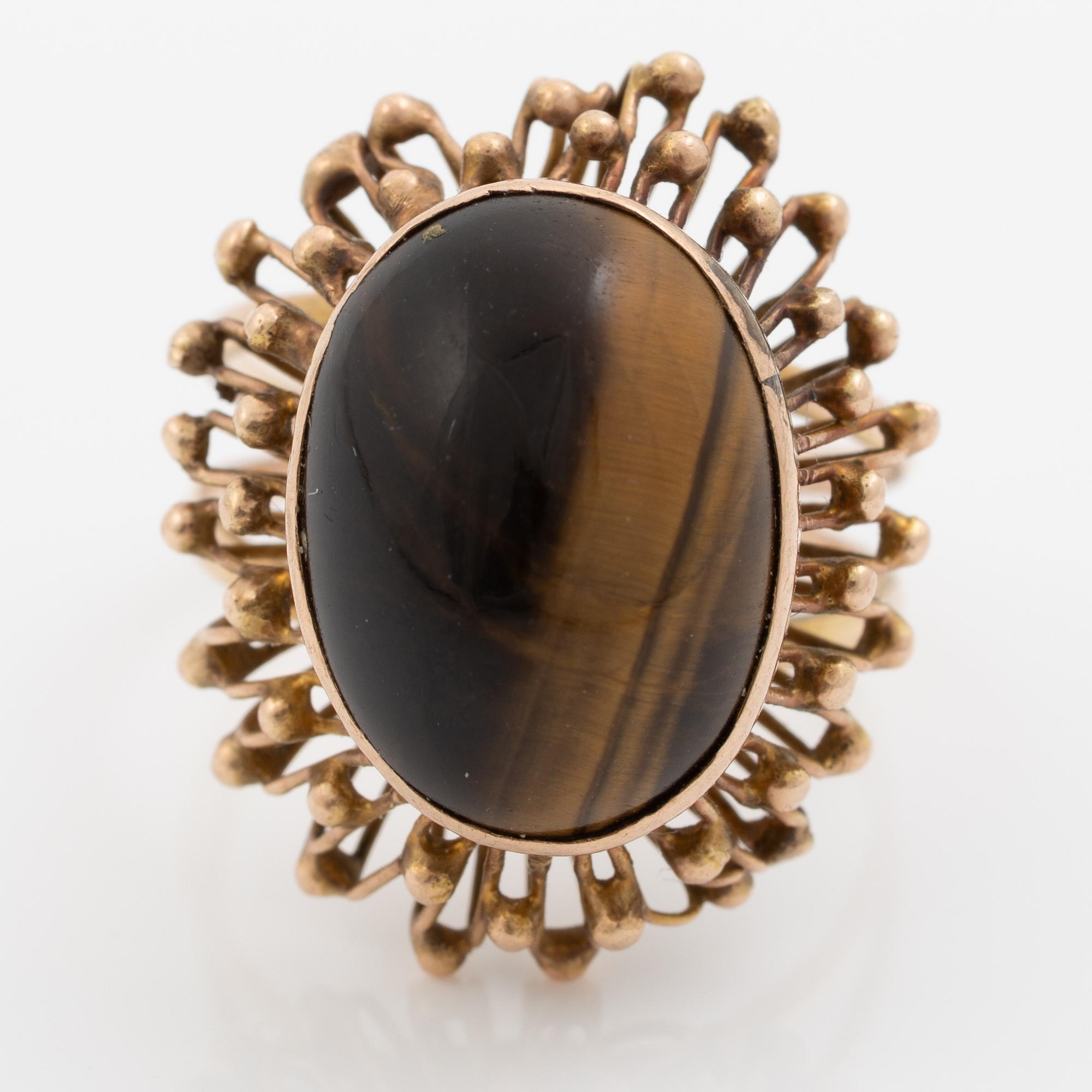 Ring 14K gold with quartz/tiger's eye.
