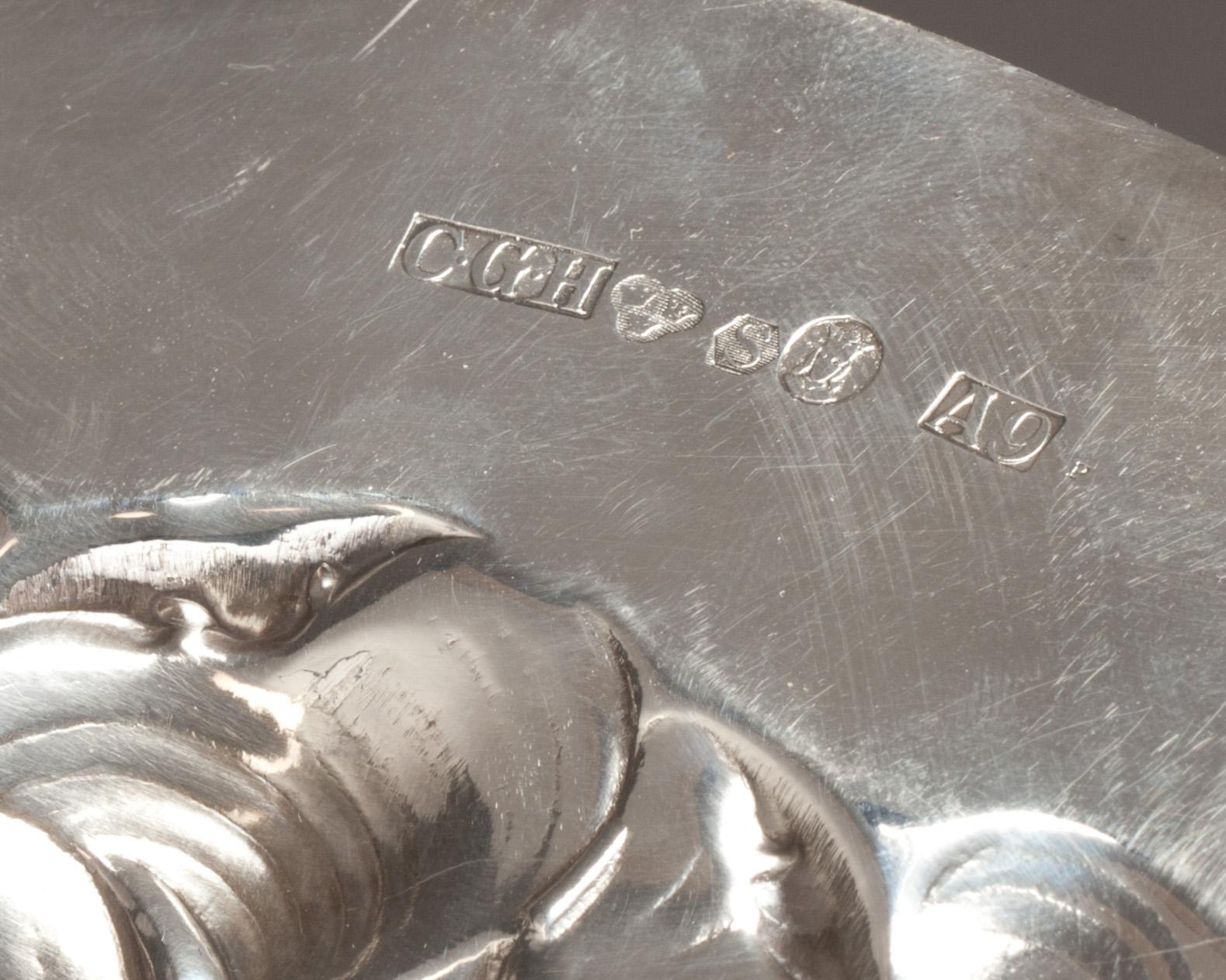 PRESENTERFAT, silver, C G Hallberg. Stockholm, 1951. Vikt ca 1000 g.