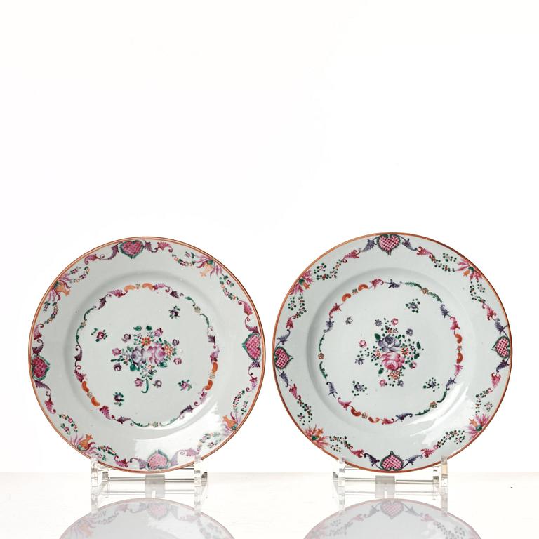 A set of 19 famille rose dishes, Qing dynasty, Qianlong (1736-95).