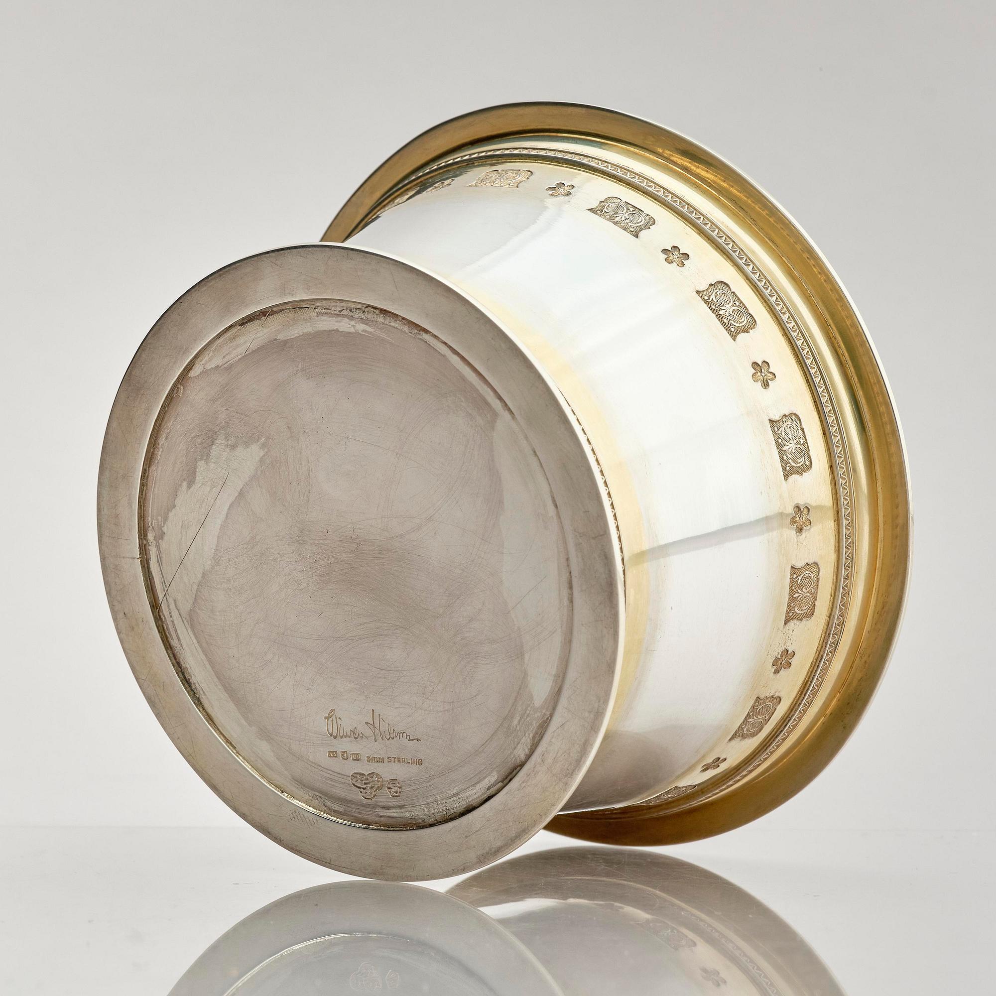 Wiwen Nilsson, skål, delvis förgyllt sterling silver, Lund 1970.