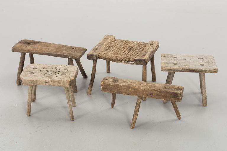 FIVE FOLKLORE STOOLS.