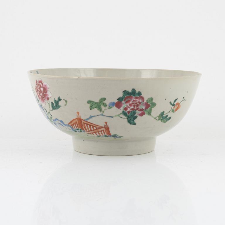 A Chinese Famille Rose Bowl,  Qing Dynasty, Qianlong (1736-95).