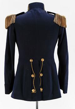 UNIFORM med TILLBEHÖR, för överste löjtnant vid I16 Halmstad, bla m/1886.