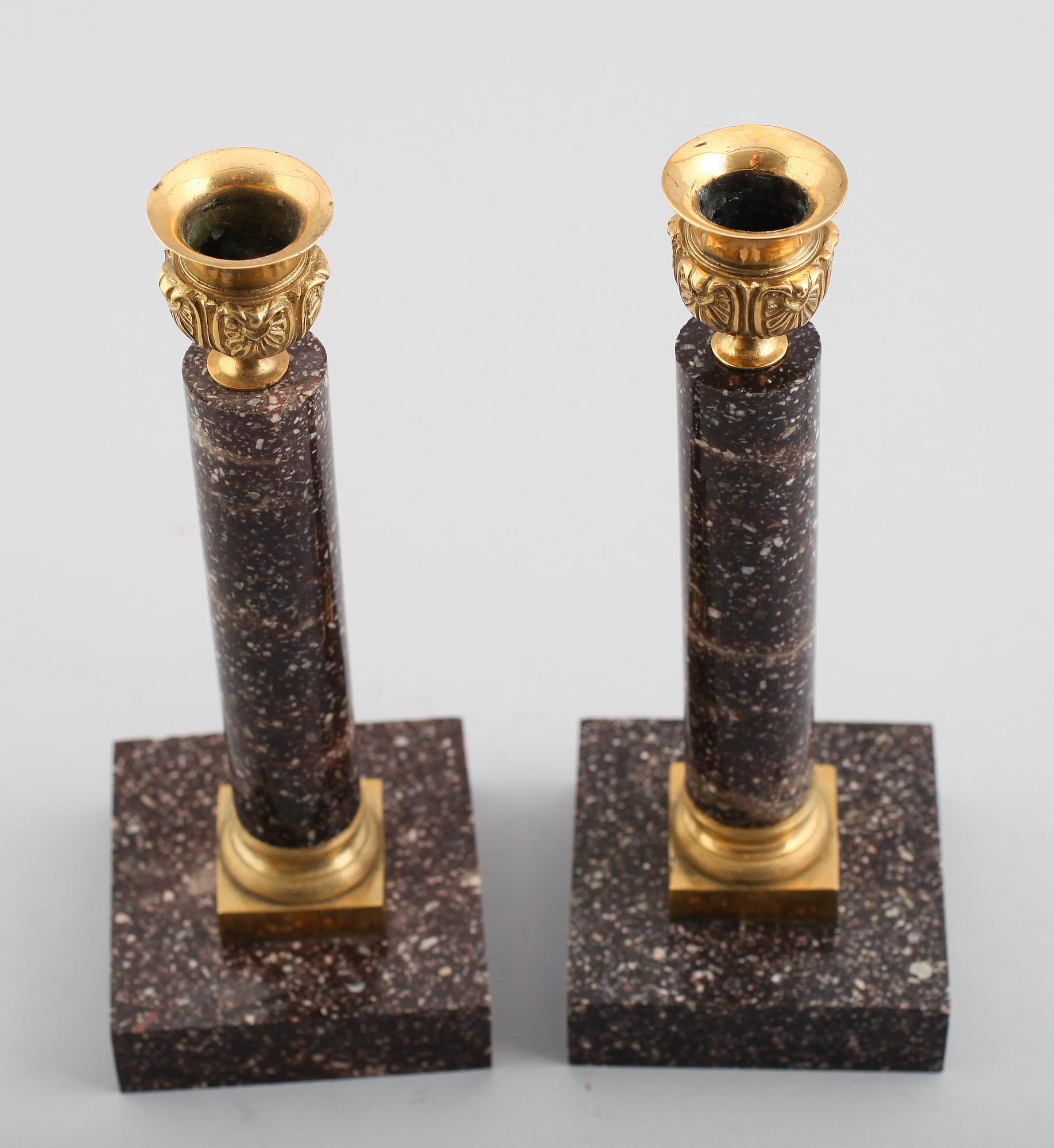 LJUSSTAKAR, 1 par, porfyr, gustaviansk stil, 1900-tal.