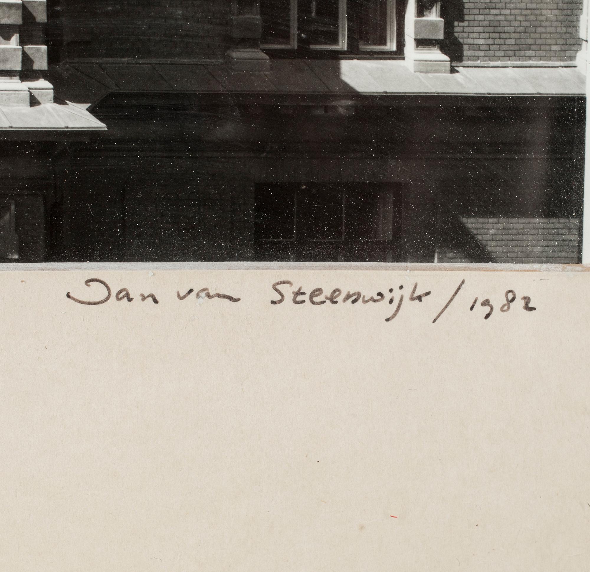 JAN VAN STEENWIJK, fotografi, signerad, daterad 1982 och numrerad 7/20.