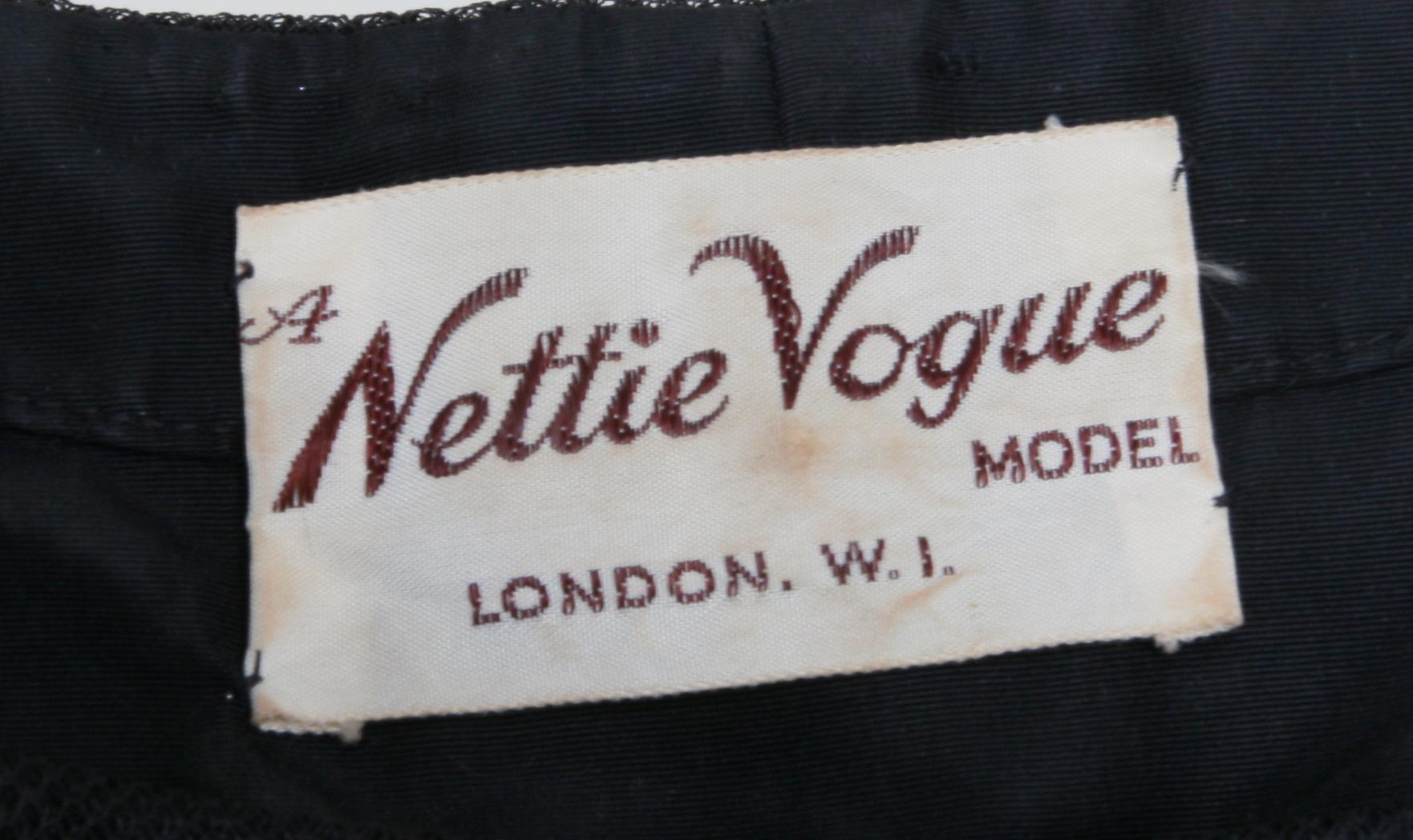 KLÄNNING, Nettie Vogue, London.