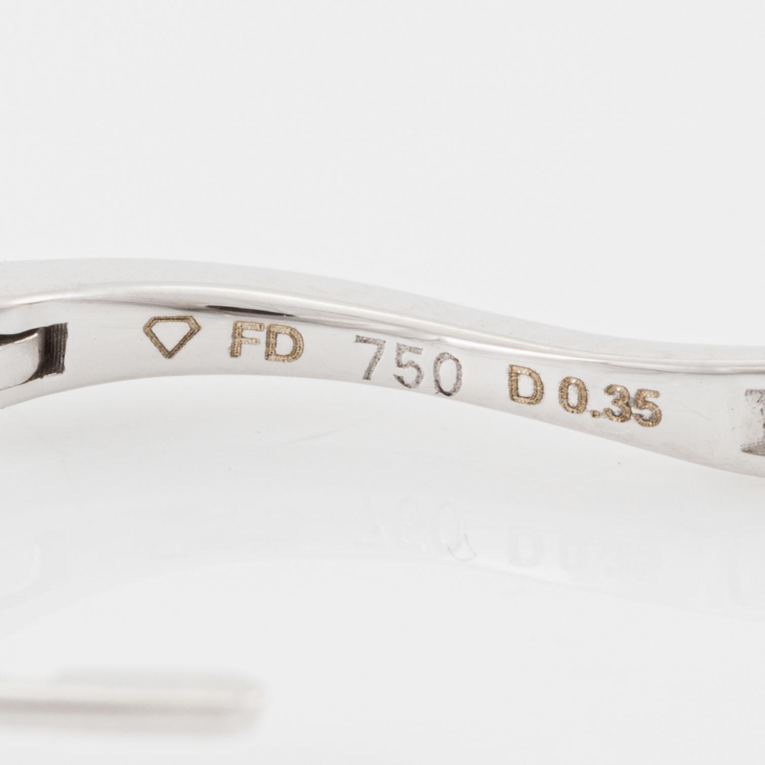 Earrings, 18K white gold set with brilliant-cut diamonds.