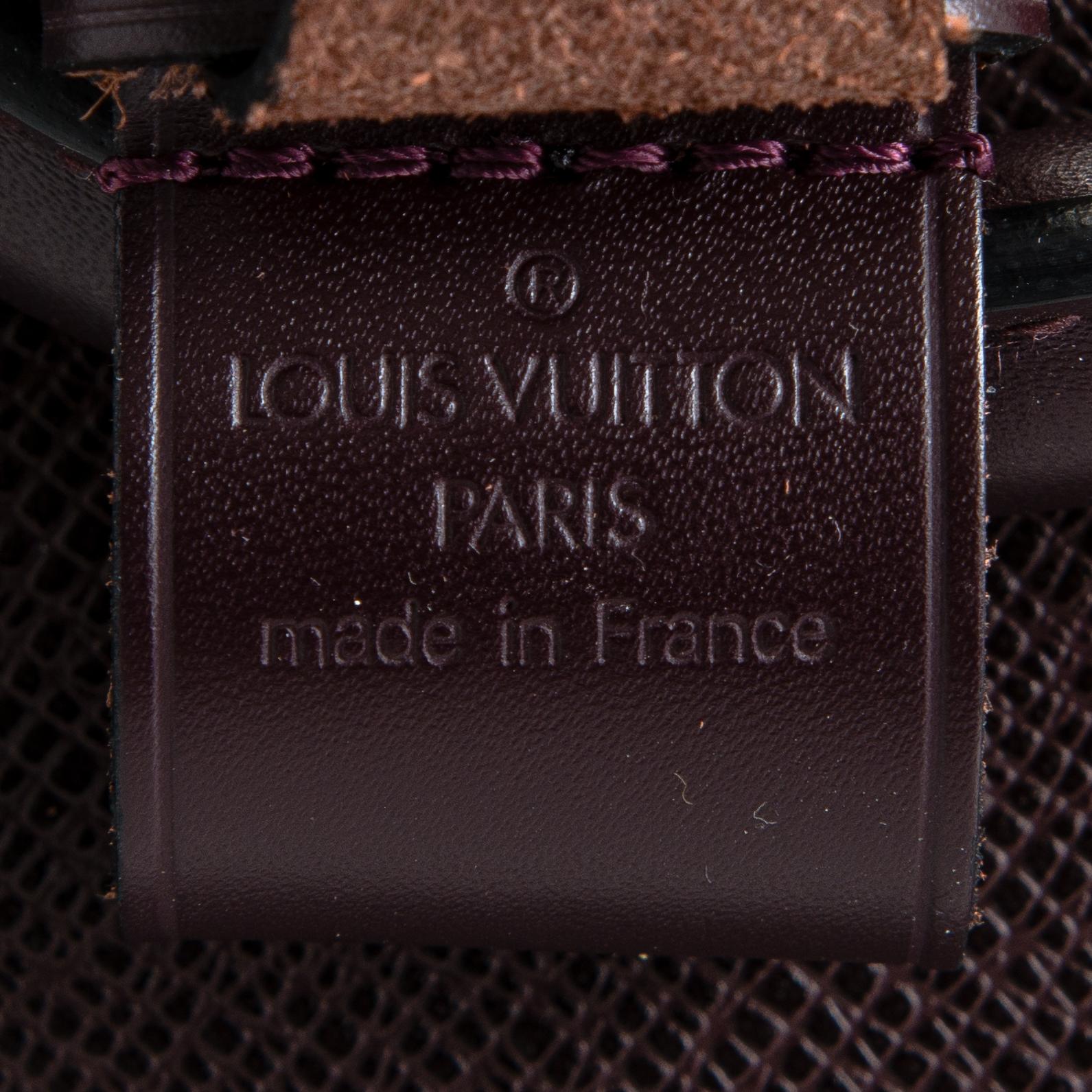Louis Vuitton, "Taiga Kendall PM", väska.