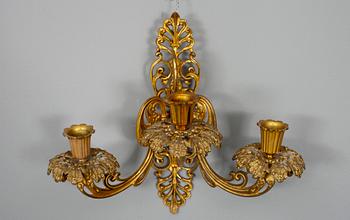 LAMPETTER,  ett par, förgylld brons samt kristaller, 1800-talets slut.