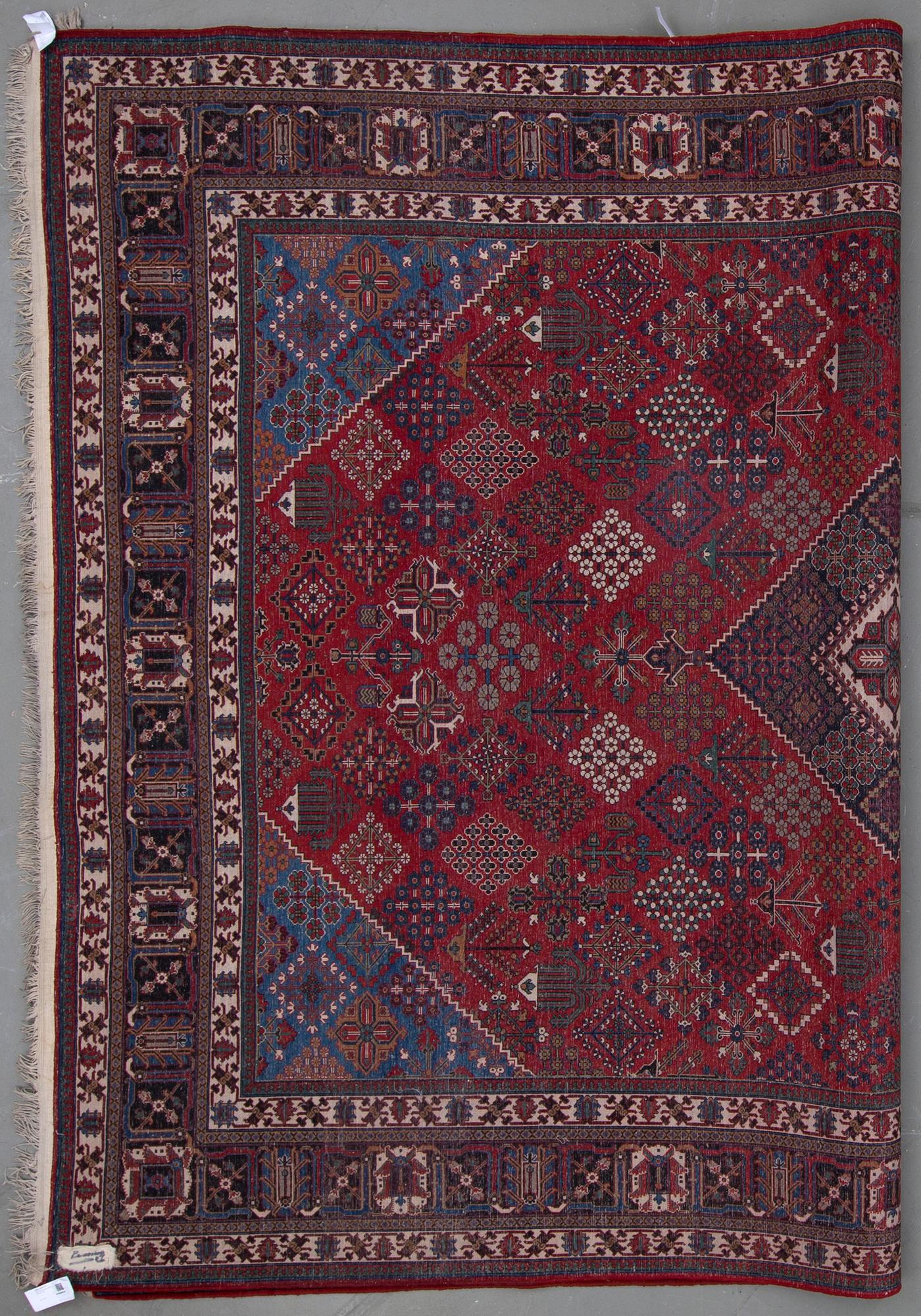 MATTA, Bachtiari, old. Ca 325x237 cm.
