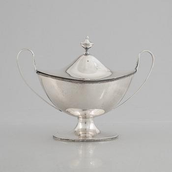 Sockerskål, empirestil, silver, GAB, Stockholm 1919.