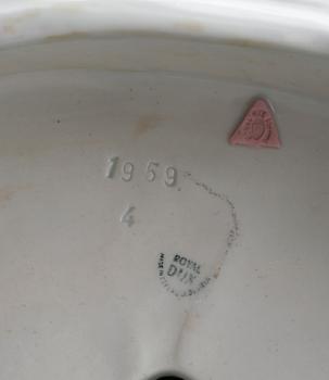 FIGUR, porslin, Royal Dux, 1900-talets mitt.