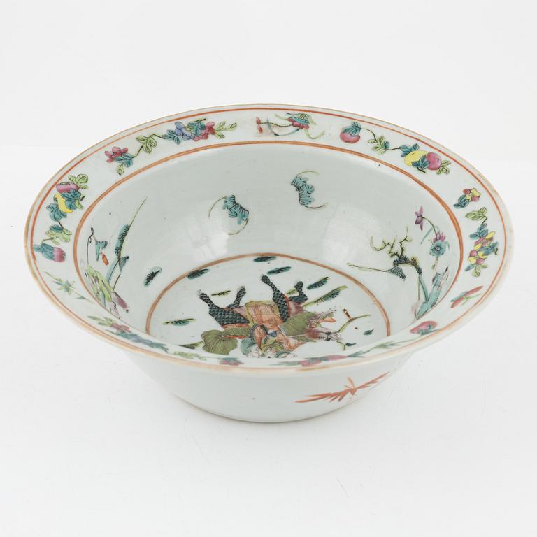 Handfat, porslin, Kina, sen Qingdynasti, omkring 1900.