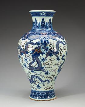 A large blue and white and red dragon vase, Qing dynasty, with Qianlong seal mark.