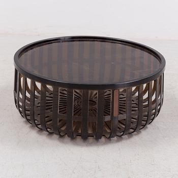 A coffe table "Panier", Ronan and Erwan Bouroullec forr Kartell.