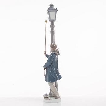 Lladró, figurine, "Lamplighter", Spain.