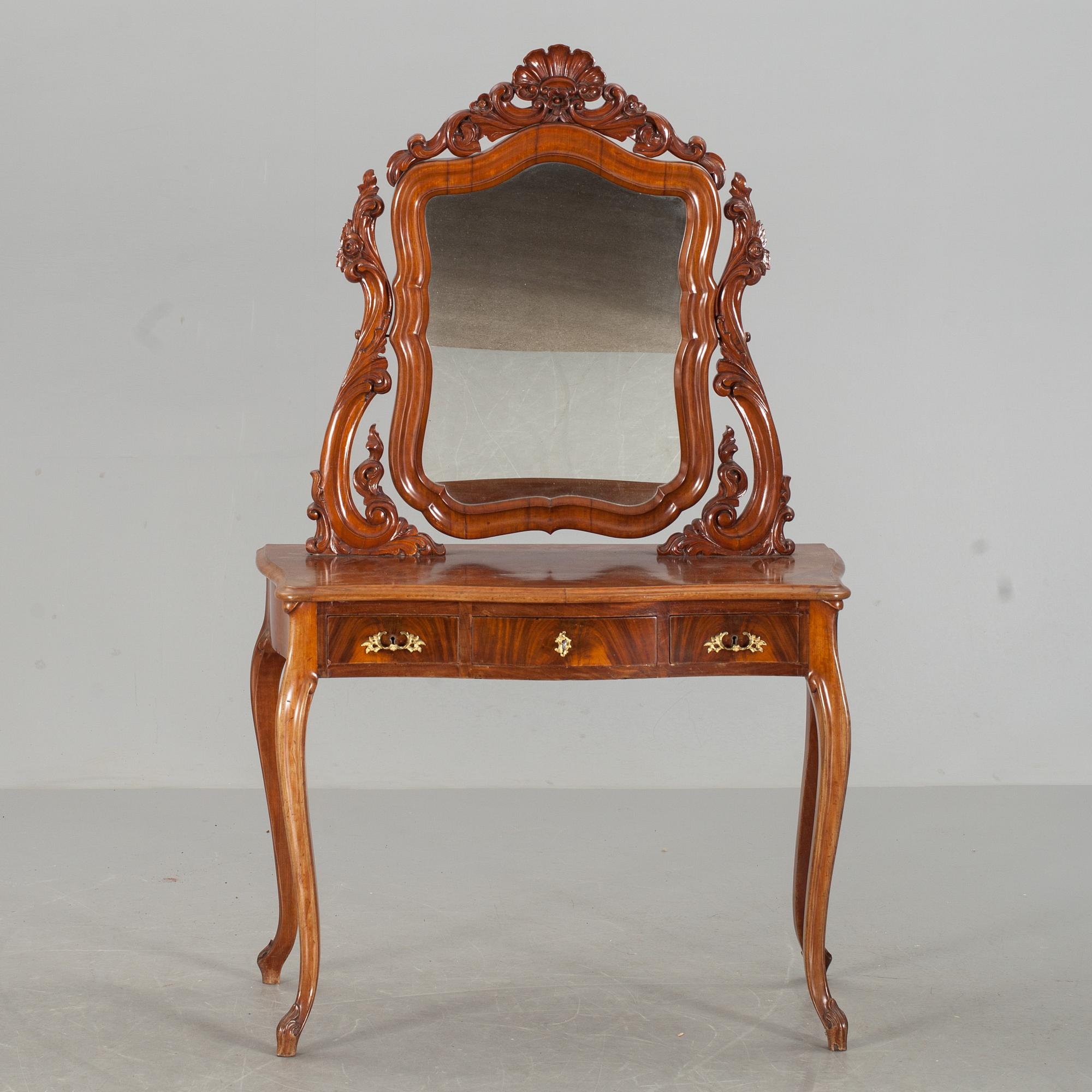 TOILETTBORD, nyrokoko, daterad 1868.