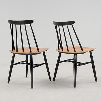 STOLAR, 2 st. "Fanett". Ilmari Tapiovaara, Edsbyverken. Modellen formgiven 1949.