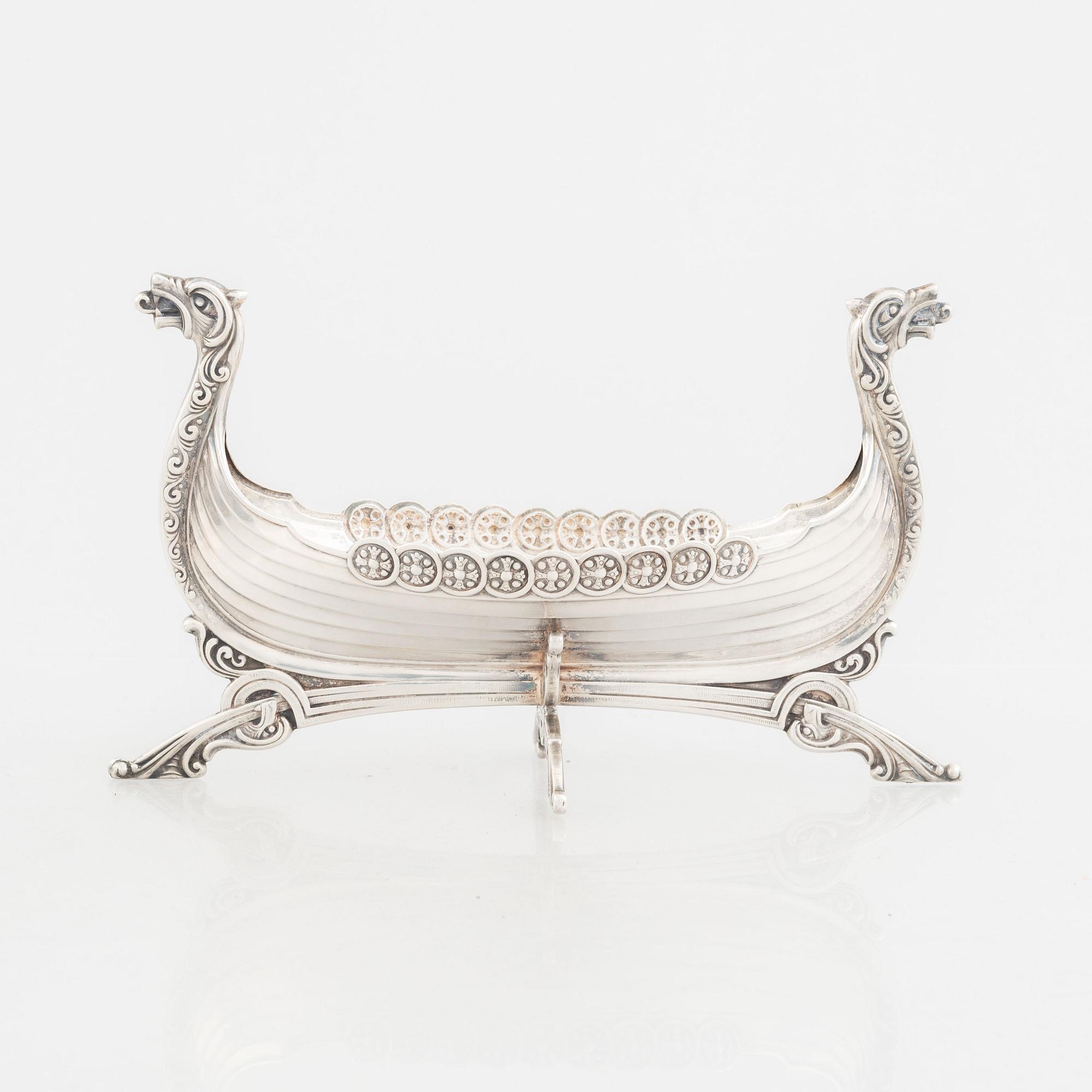 A silver bowl, Norway, 20th century.