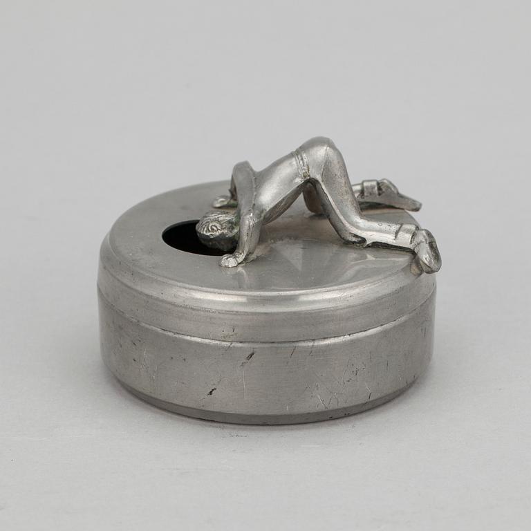 MANSCHETTKNAPPSASK, "Originell", Widerholm & Dahlberg, Eskilstuna, 1930-/40-tal.