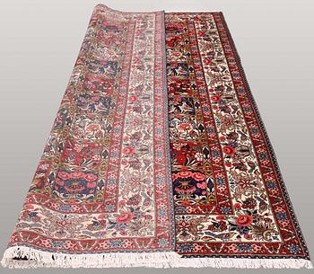 A Bakhtiari carpet, c. 305 x 207 cm.