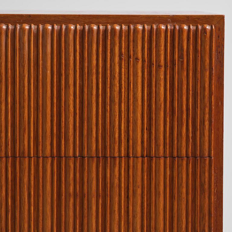Nordiska Kompaniet, a rare "Anette" chest of drawers, Sweden, ca. 1944.