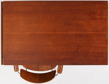 Børge Mogensen, a teak desk and chair, Søborgs Møbelfabrik, Danmark 1950s.