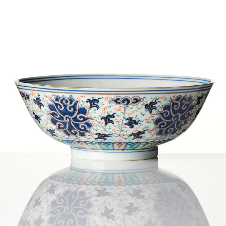 A large 'lotus bowl', late Qing dynasty with Kangxi four character mark.
