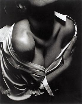Albert Watson, "Charlotte in Prada blouse, Milan. Italy, 1989".