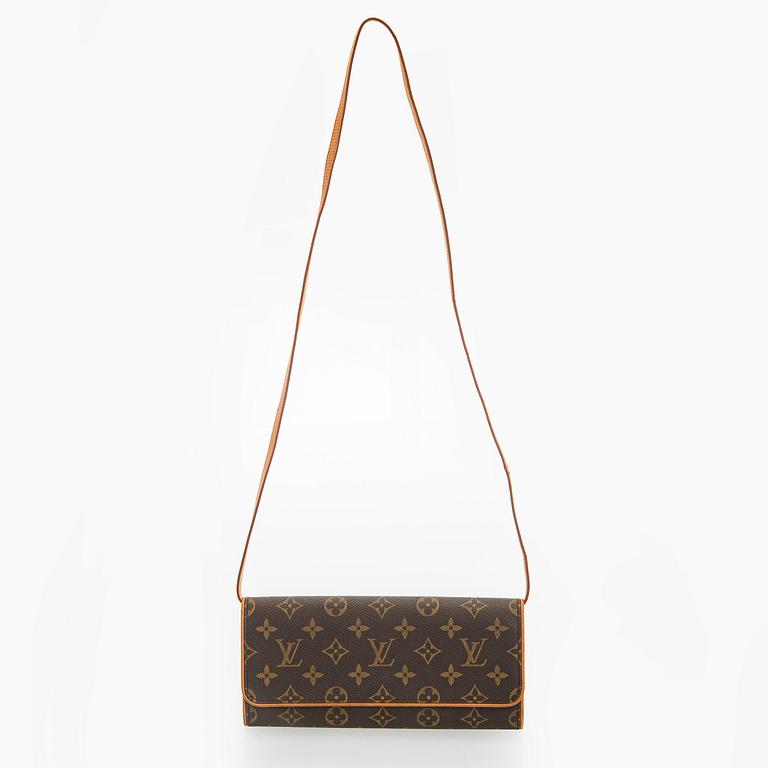 Louis Vuitton, a 'Pochette Twin GM' bag.