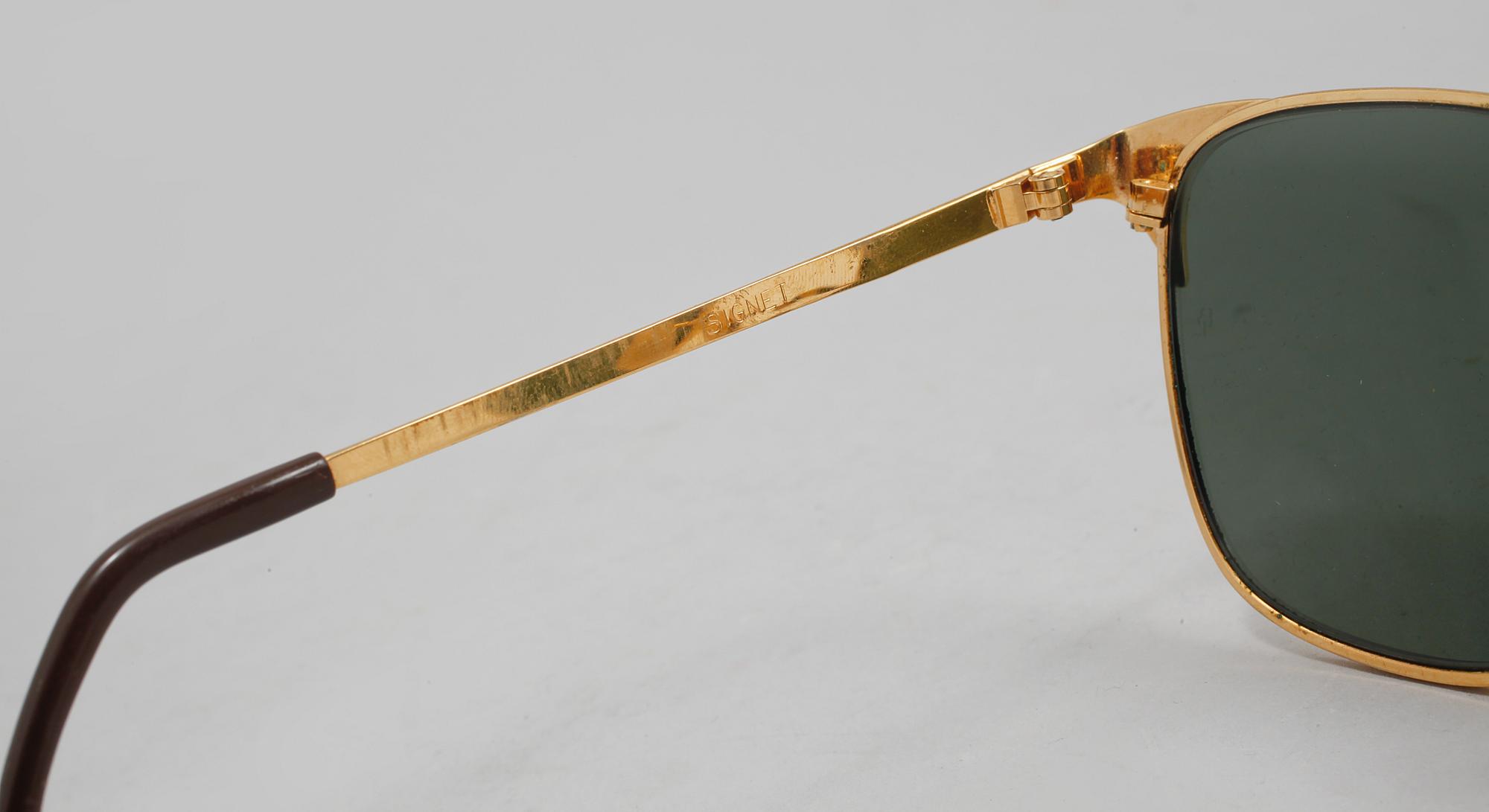 SOLGLASÖGON, "Signet", Ray-Ban.