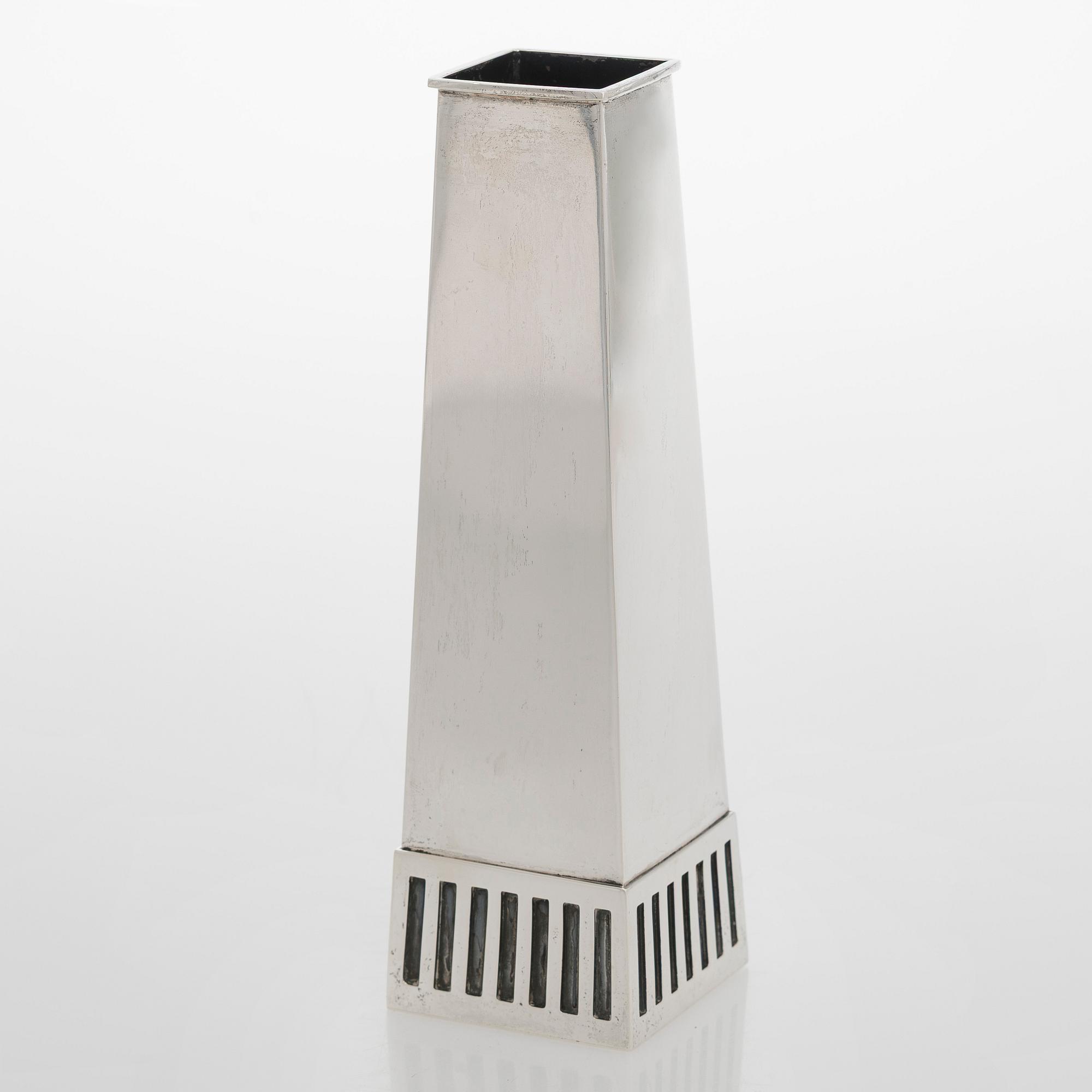 Väinö Hamara, a silver vase, Helsinki 1963.