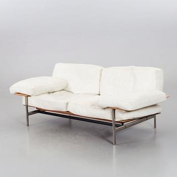 A "DIESIS" SOFA BY ANTONIO CITTERIO AND PAOLO NAVA FOR B&B ITALIA.