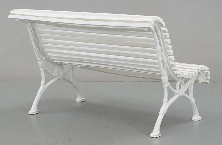 PARKSOFFA, gjutjärnsgavlar, sekelskiftet 1900.