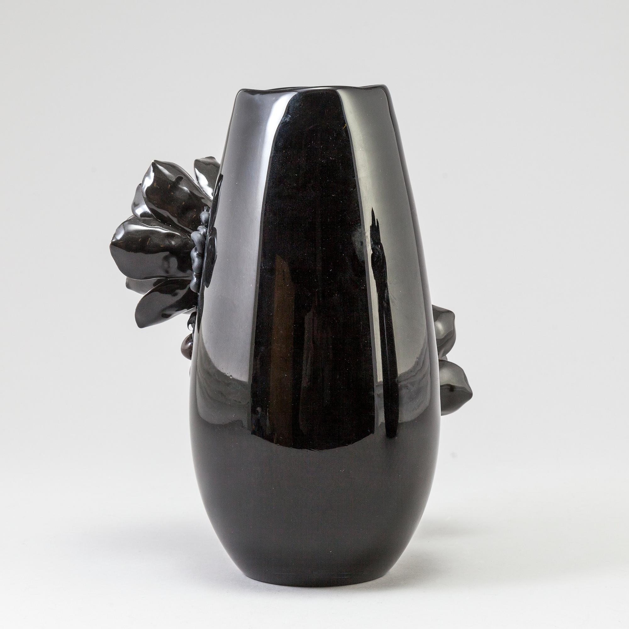 ZANDRA AHL, vase in mixed media, signed with label.
