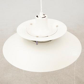 Poul Henningsen, taklampa, PH 5 för Louis Poulsen, Danmark.