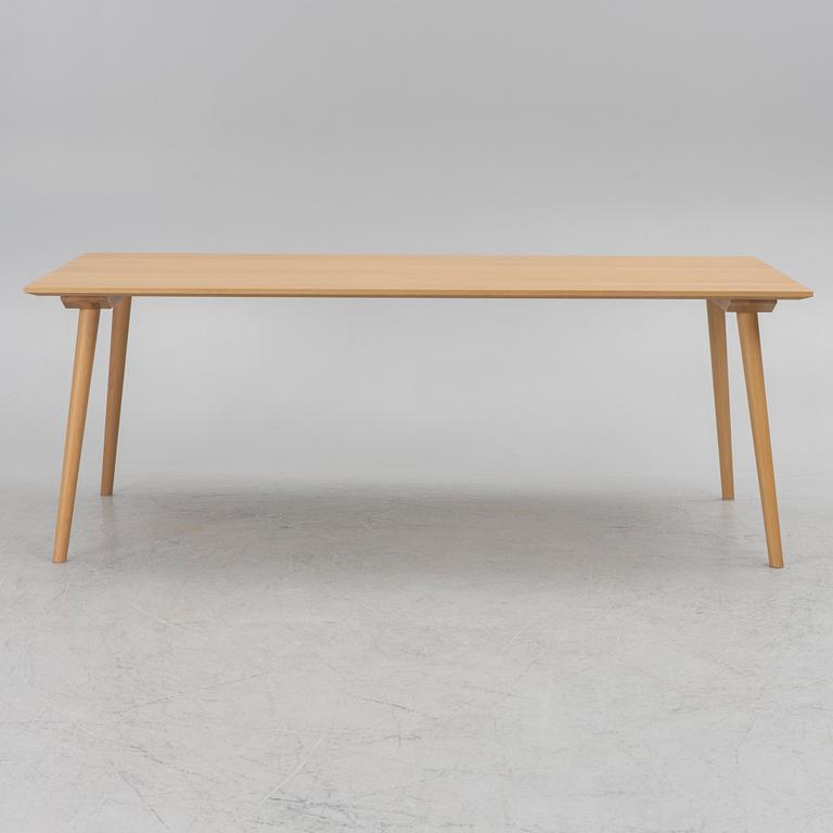 Sami Kallio, matbord, "In Between", &Tradition, Danmark.
